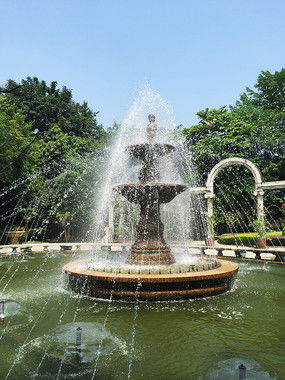 泉水噴泉設計之美 自然與藝術的交融